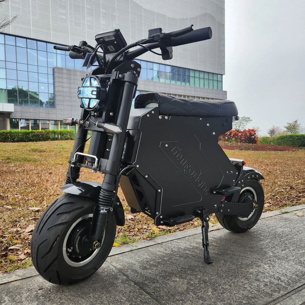 Powerful Dual Motor Escooter Fast 100 Km/H 72V 10000W Long Range Fat Tyre Off-Road Adult Motorcycle Electric Scooter with Seat